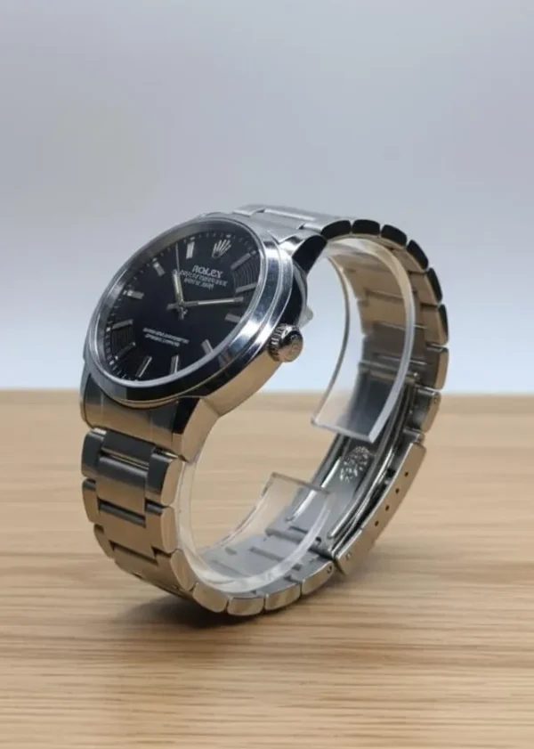 1796-132-680087-product-3.webp Men's Stainless Steel Black Dial Quartz Watch 34mm